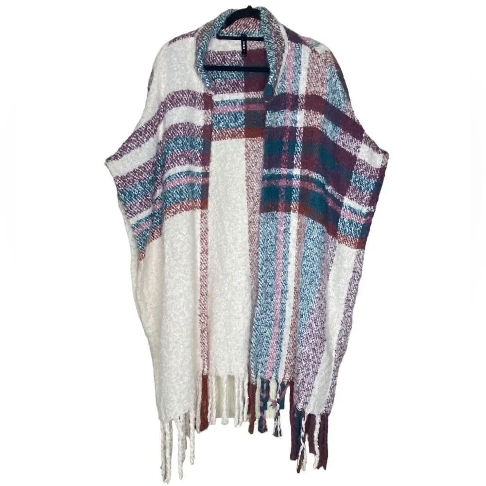 Torrid Wms Sz OS Ruana Creme Berry Plaid Open Fuzzy Fringed Knit Silhouette Wrap